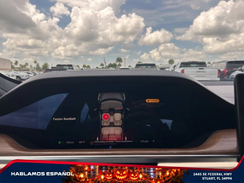 Used 2022  Tesla AWD image 26