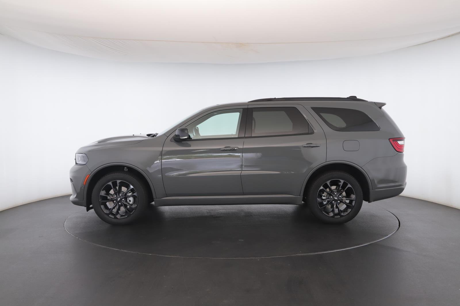 New 2026 Destroyer Gray Clear-Coat Exterior Paint Dodge GT Plus AWD image 19