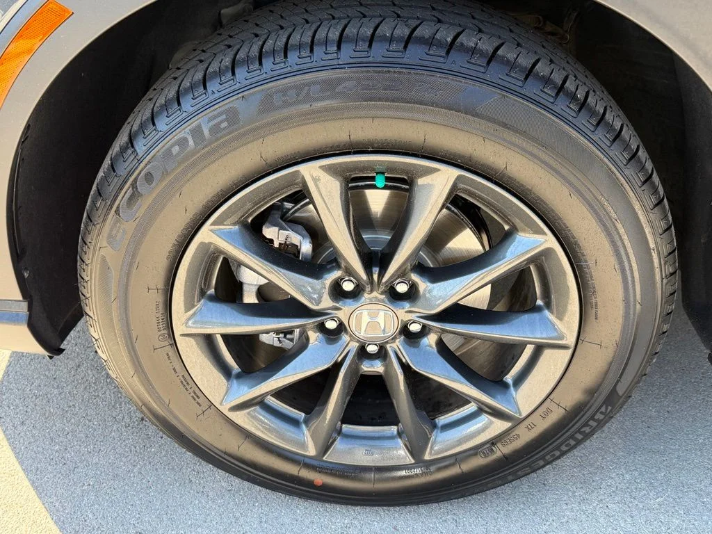 Certified Used 2026 Meteorite Gray Metallic Honda EX-L image 12