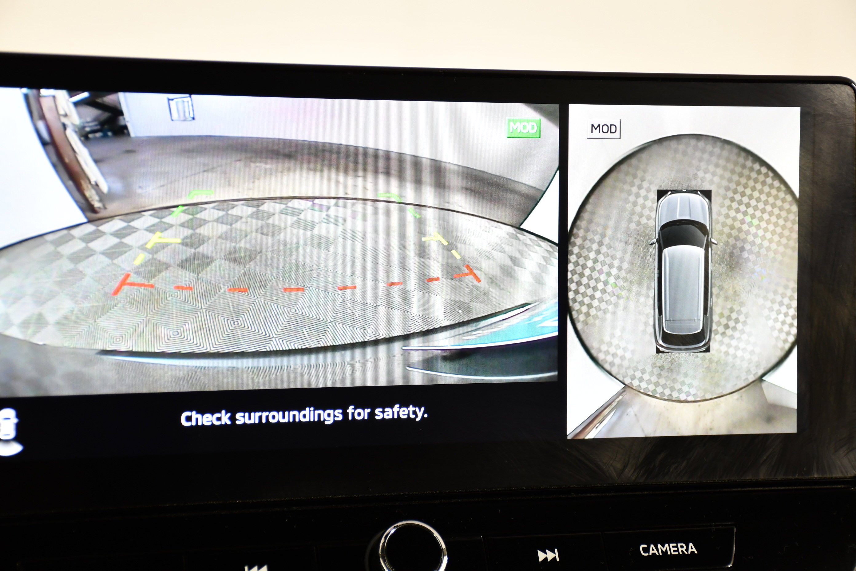 Certified Used 2025 Gray Mitsubishi SEL image 27