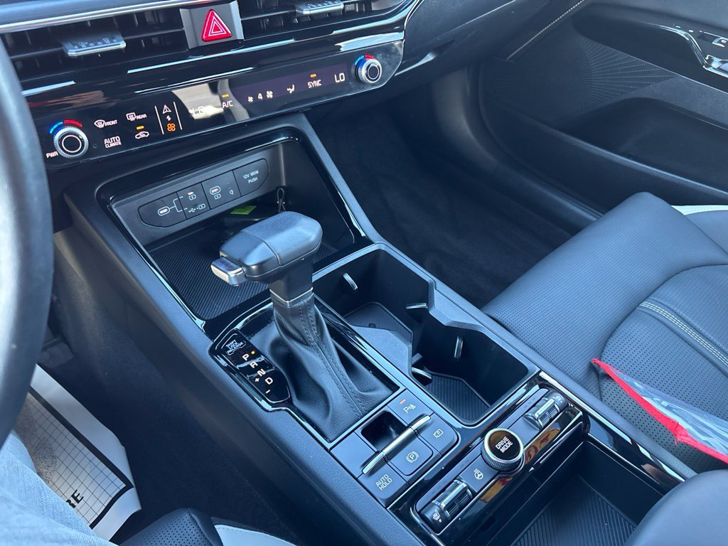 Used 2025 Gray Kia GT-Line image 31