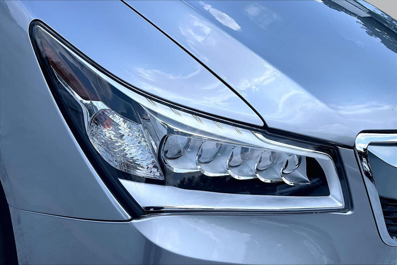 Used 2016 Graphite Luster Metallic Acura w/Advance image 28