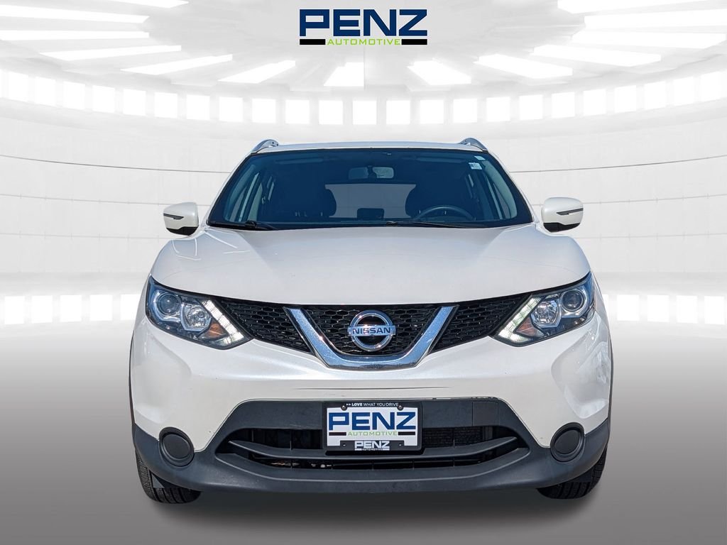 Used 2017 Nissan Rogue Sport SV with VIN JN1BJ1CR7HW118581 for sale in Rochester, Minnesota