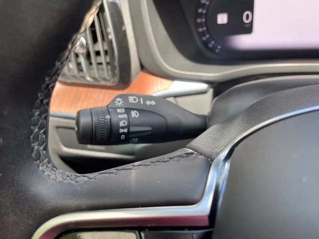 Used 2024 Gray Volvo B5 Plus Dark Theme image 20