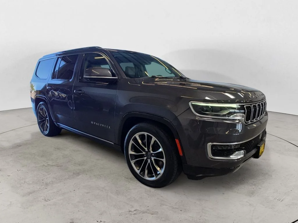 Used 2022 Gray Jeep Series III image 3