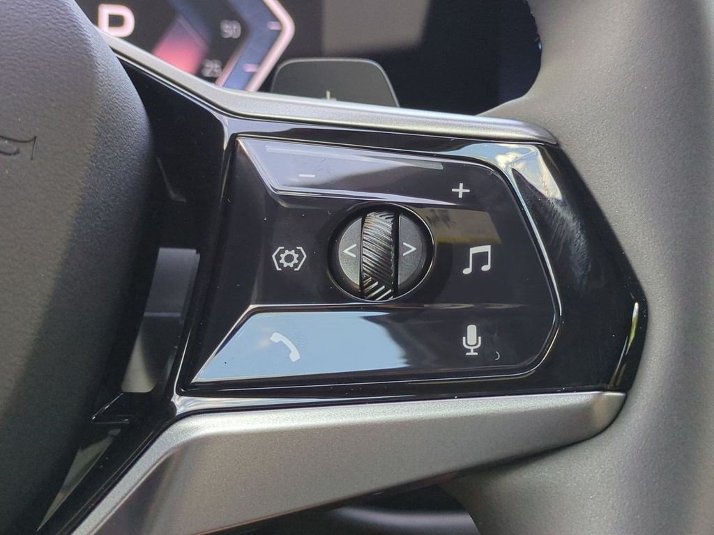 New 2026 White Metallic BMW 30 xDrive image 27