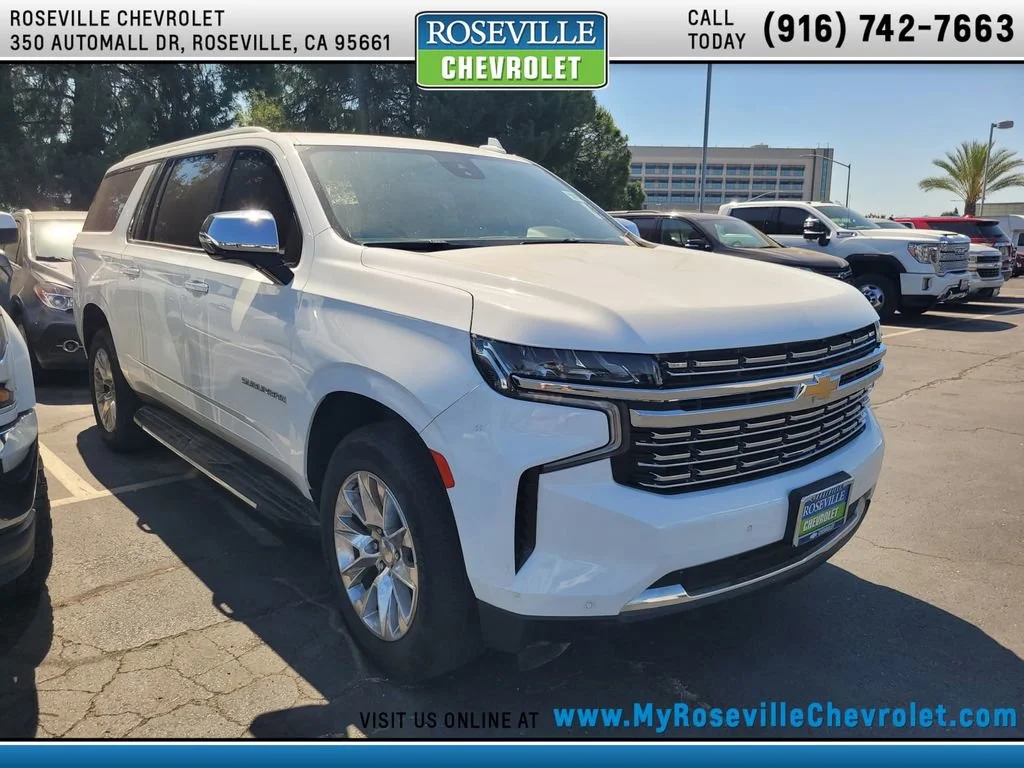 2023 Chevrolet Suburban 4WD 1500 Premier's photo