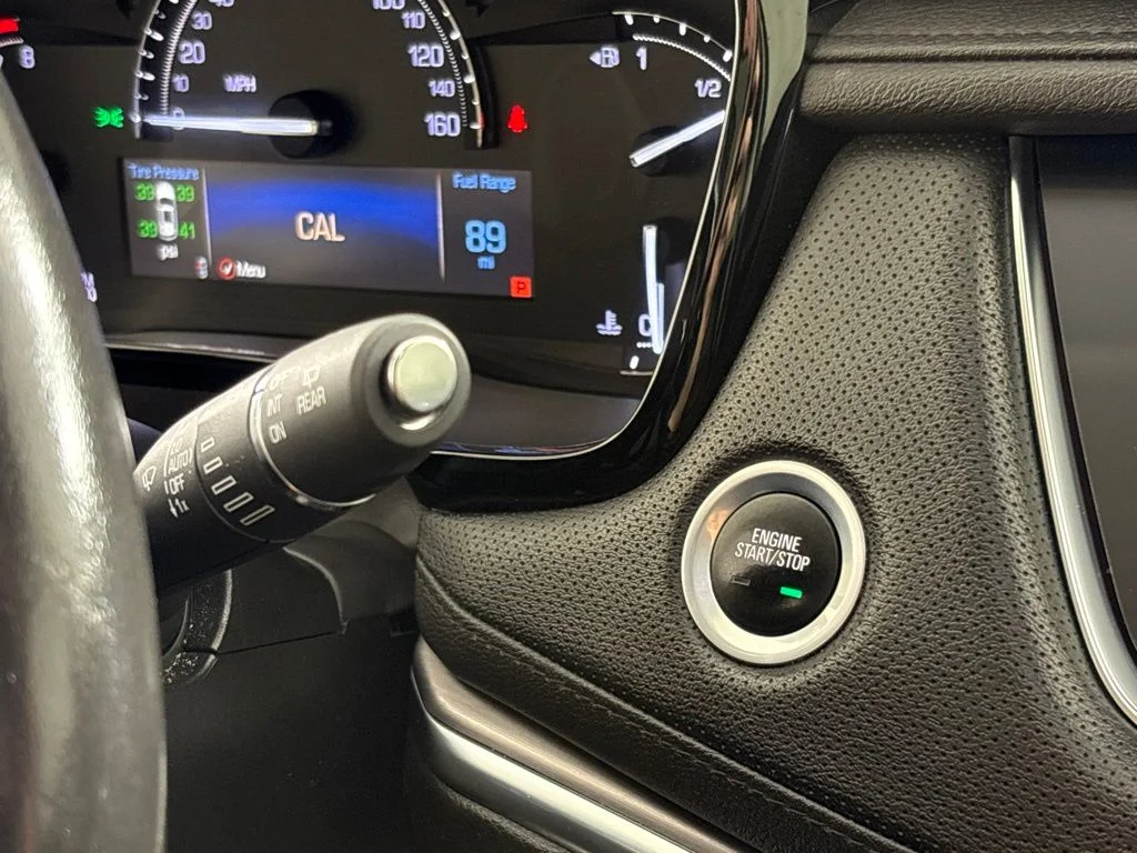 Used 2018 Silver Cadillac Premium Luxury image 38