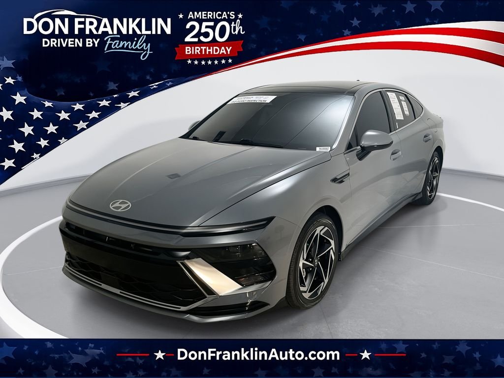 Used 2024 Blue Hyundai SEL image 1