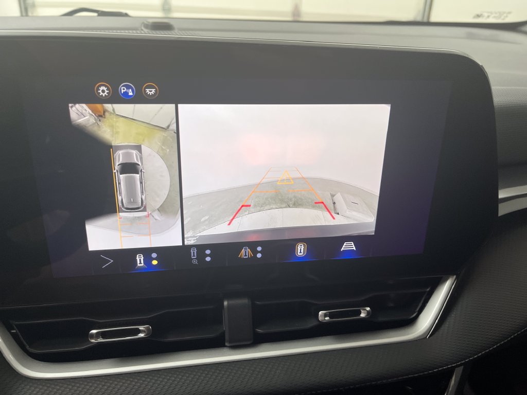 Used 2025 Black Chevrolet LT image 22