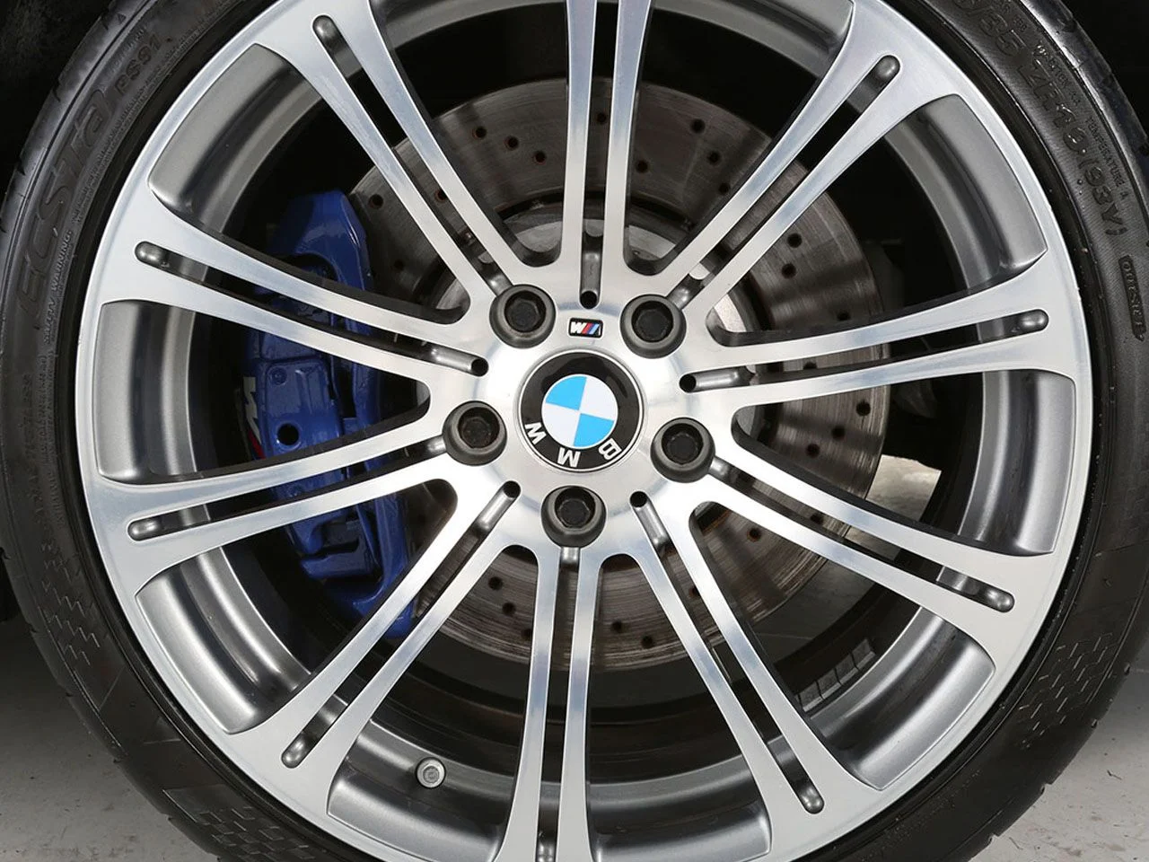 Used 2013 White BMW Base image 15