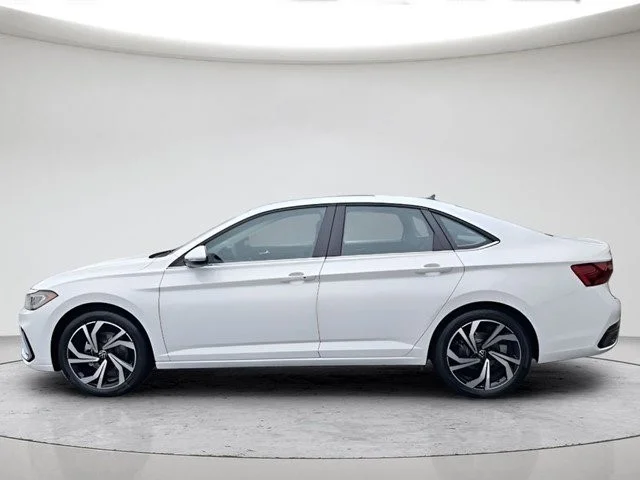 New 2026 Opal White Pearl Volkswagen 1.5T SEL image 5