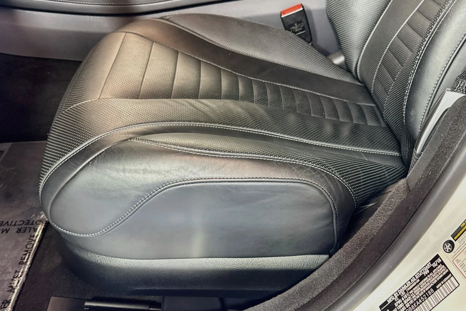 Used 2019 Designo Diamond White Mercedes-Benz S 560 image 18