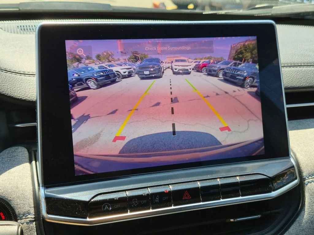 Used 2024 Gray Jeep Latitude image 18