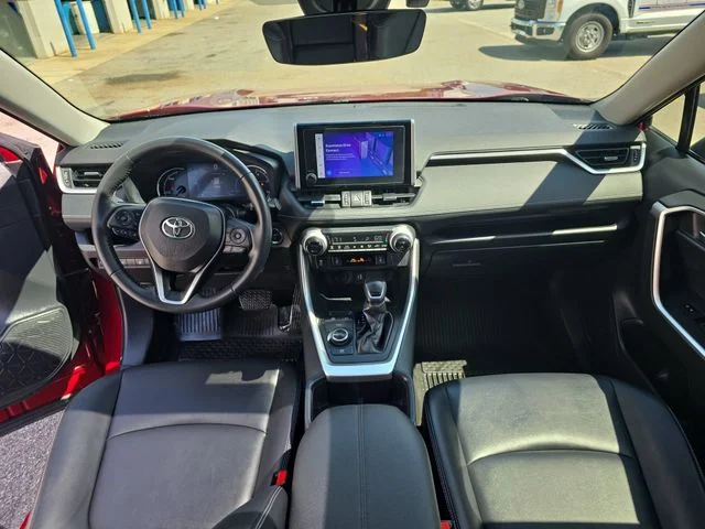 Used 2023 Red Toyota XLE Premium image 10