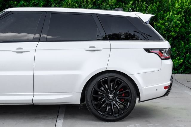 Used 2022 White Land Rover HSE Dynamic image 18