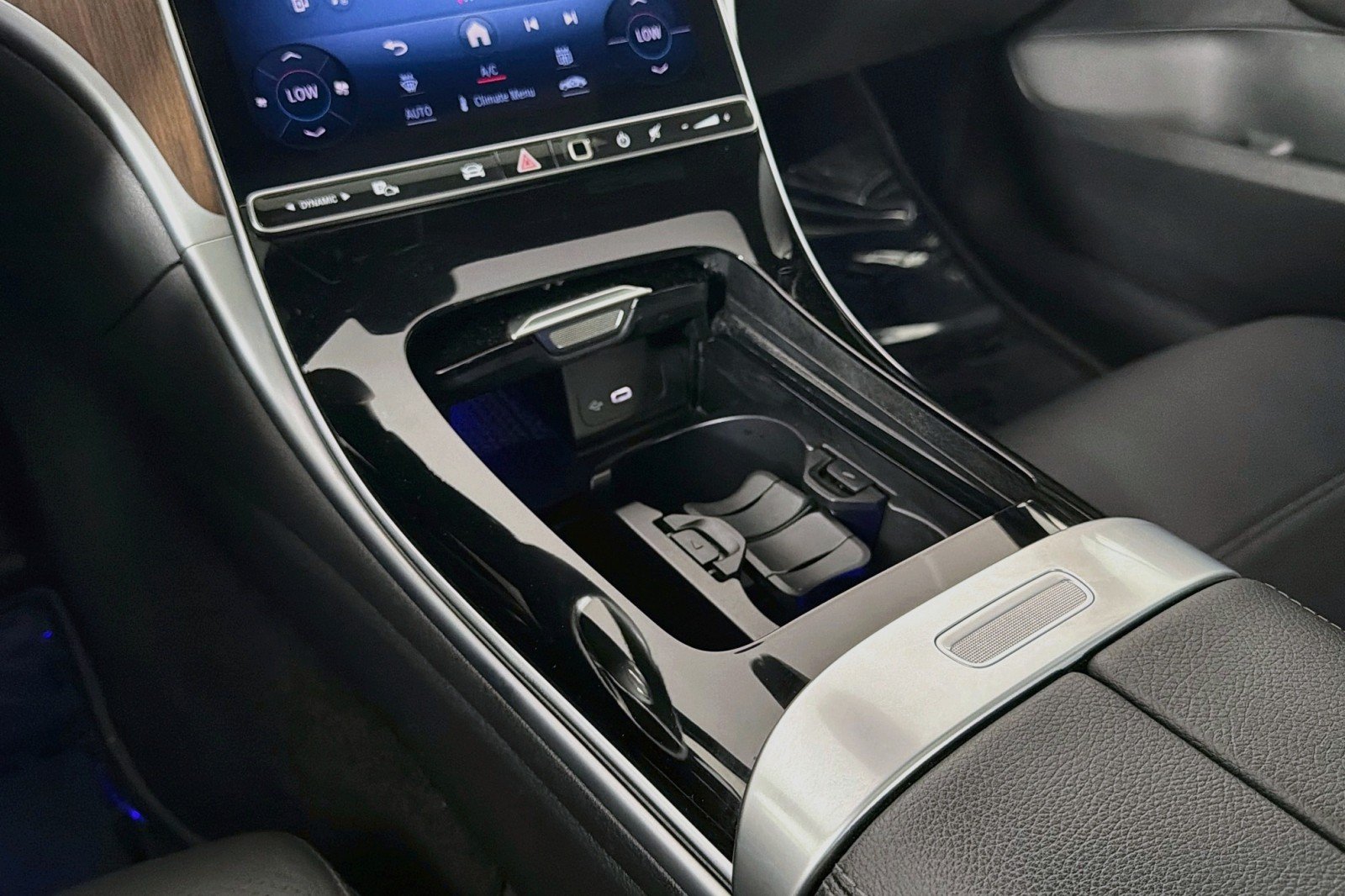 Certified Used 2024 Black Mercedes-Benz C 300 image 6
