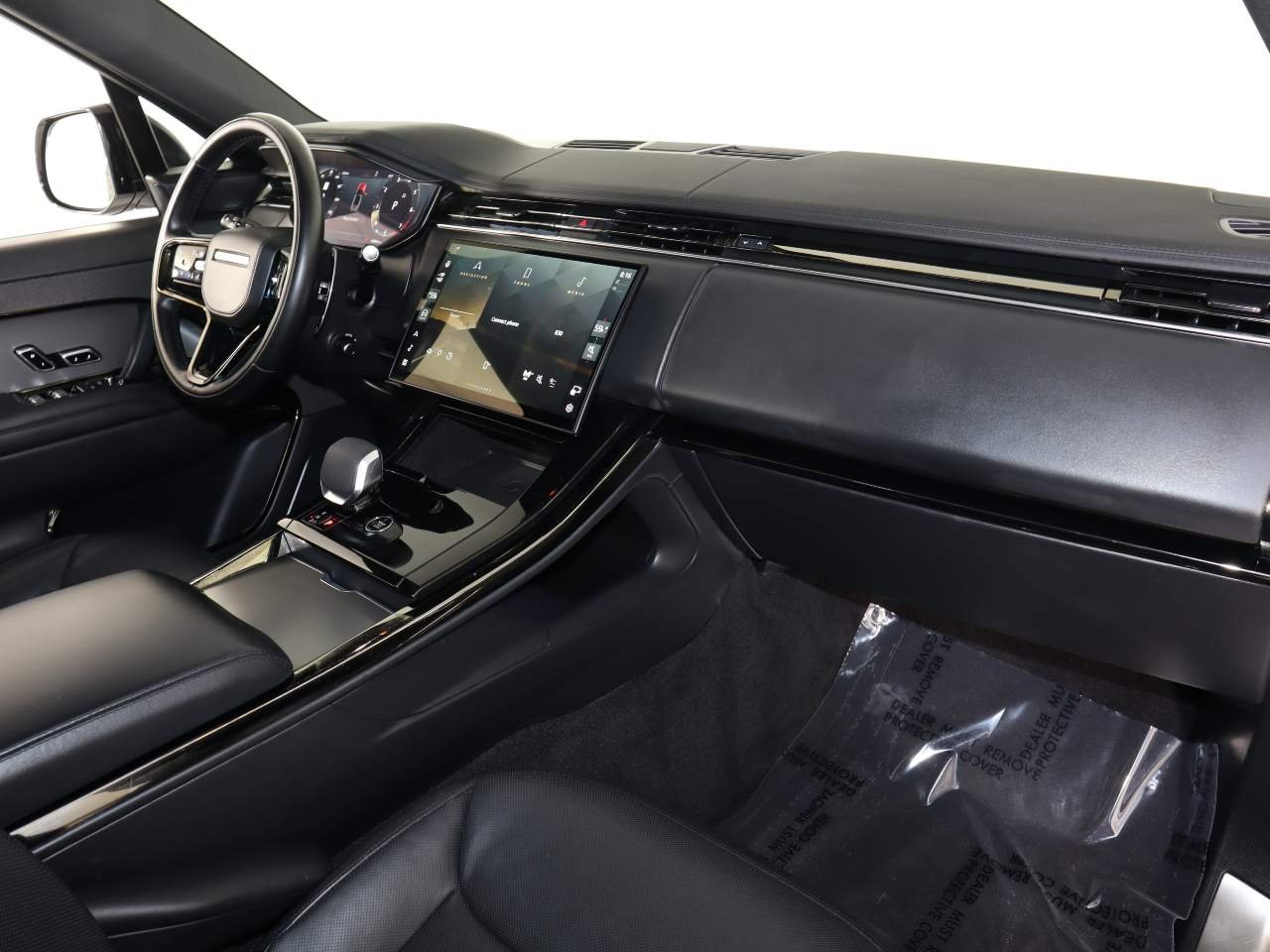 Used 2024 White Land Rover P400 Dynamic SE image 16