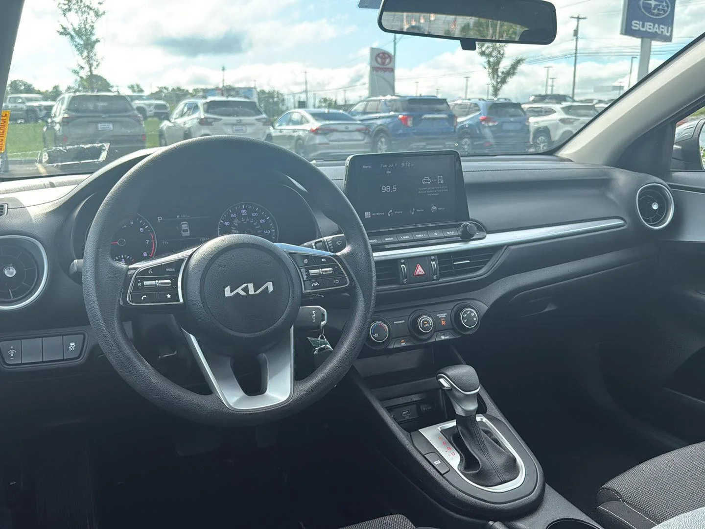 Used 2023 Gravity Gray Kia LXS image 5