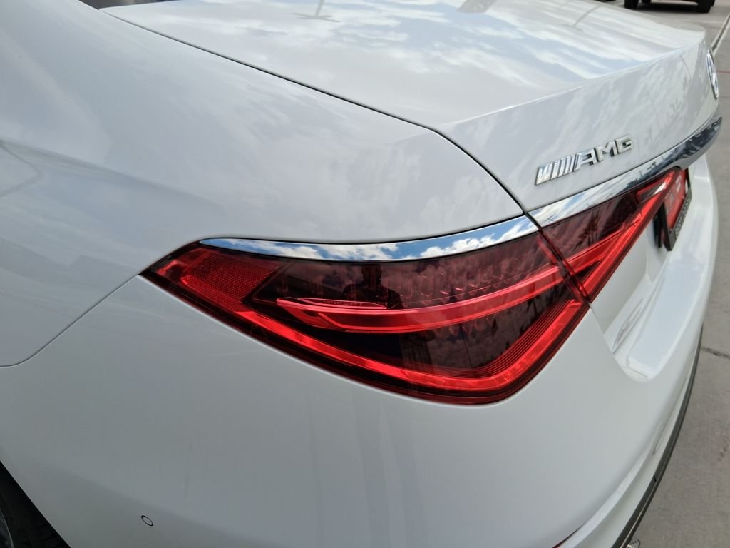 2025 Mercedes-Benz S-Class S 63 - Photo 10