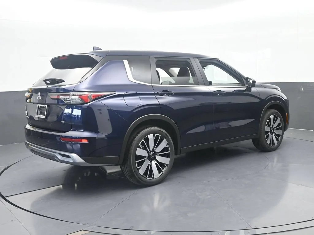 New 2026 Blue Mitsubishi SE 1.5T 2WD image 6