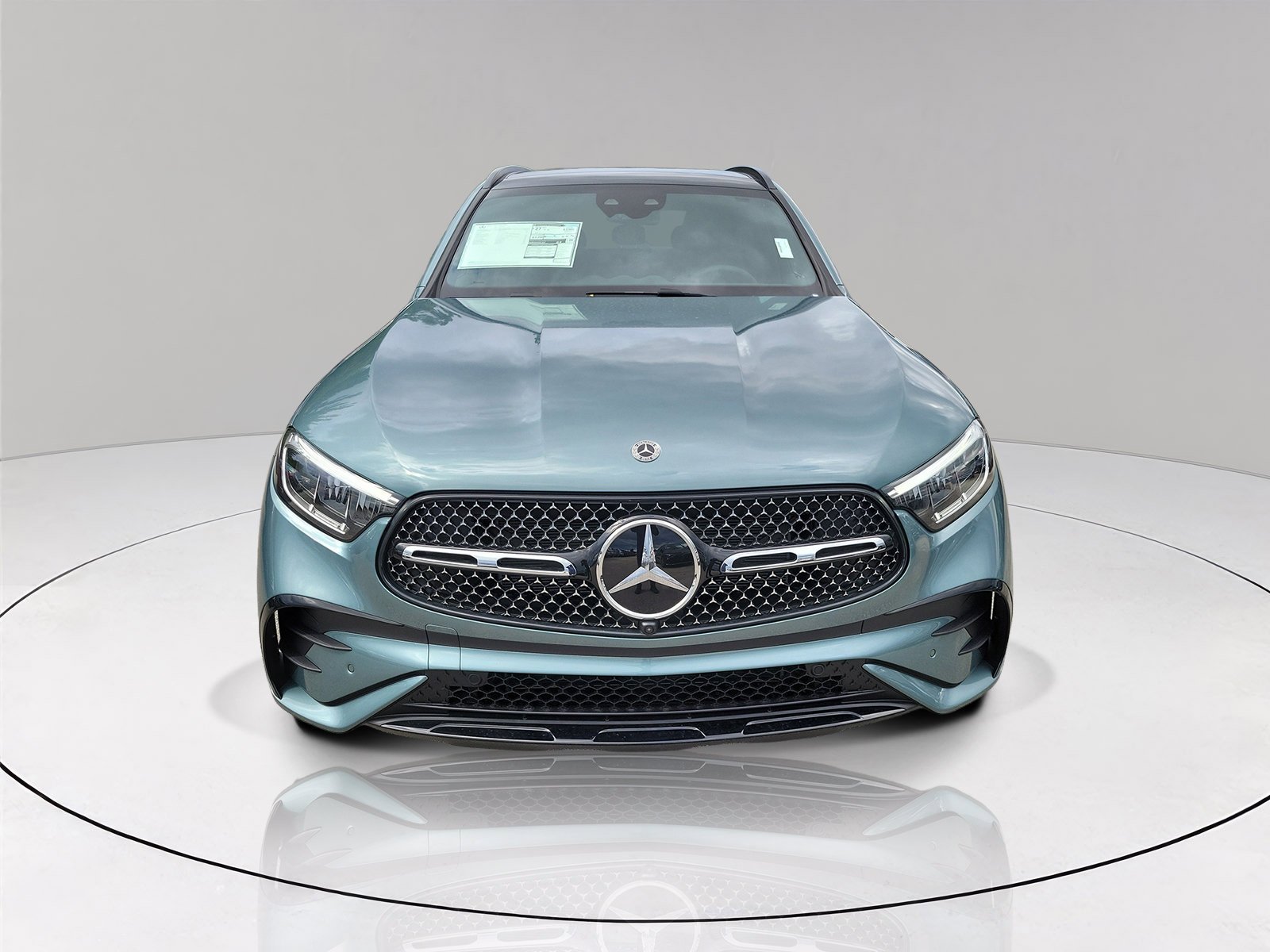 New 2027 Verde Silver Metallic Mercedes-Benz GLC 300 image 32