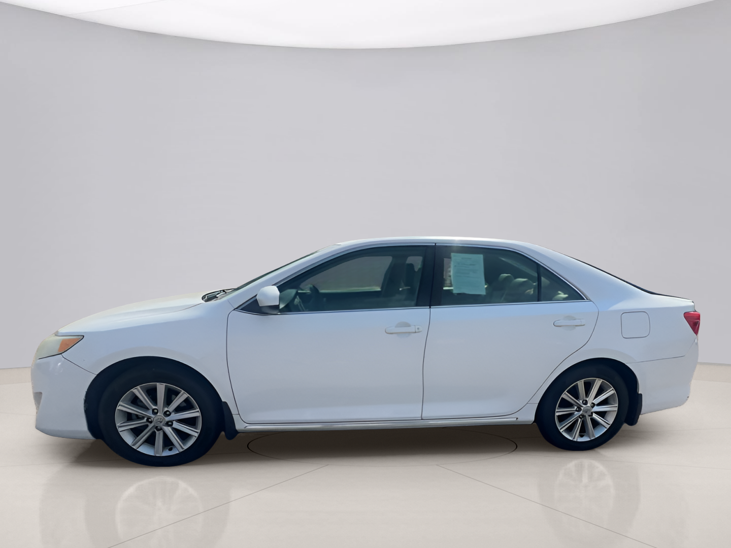 2012 Toyota Camry XLE photo 4