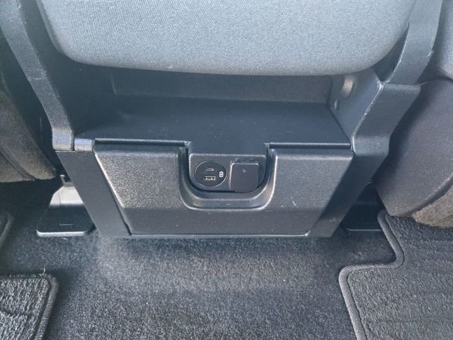 Used 2023 White Ford XLT image 10