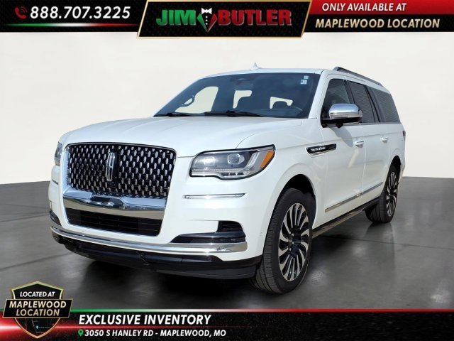 Used 2024 White Lincoln Black Label L image 1