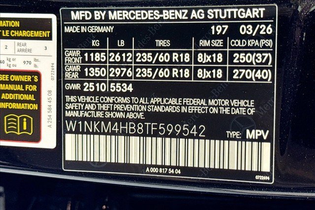 New 2026 Obsidian Black Metallic Mercedes-Benz GLC 300 image 60