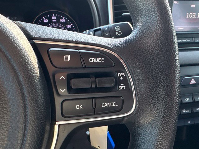 Used 2017 Sparkling Silver Kia LX image 19