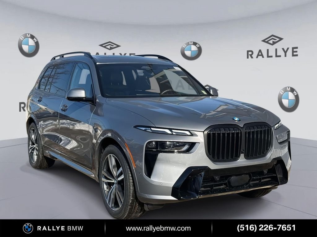2025 BMW X7 xDrive40i's photo