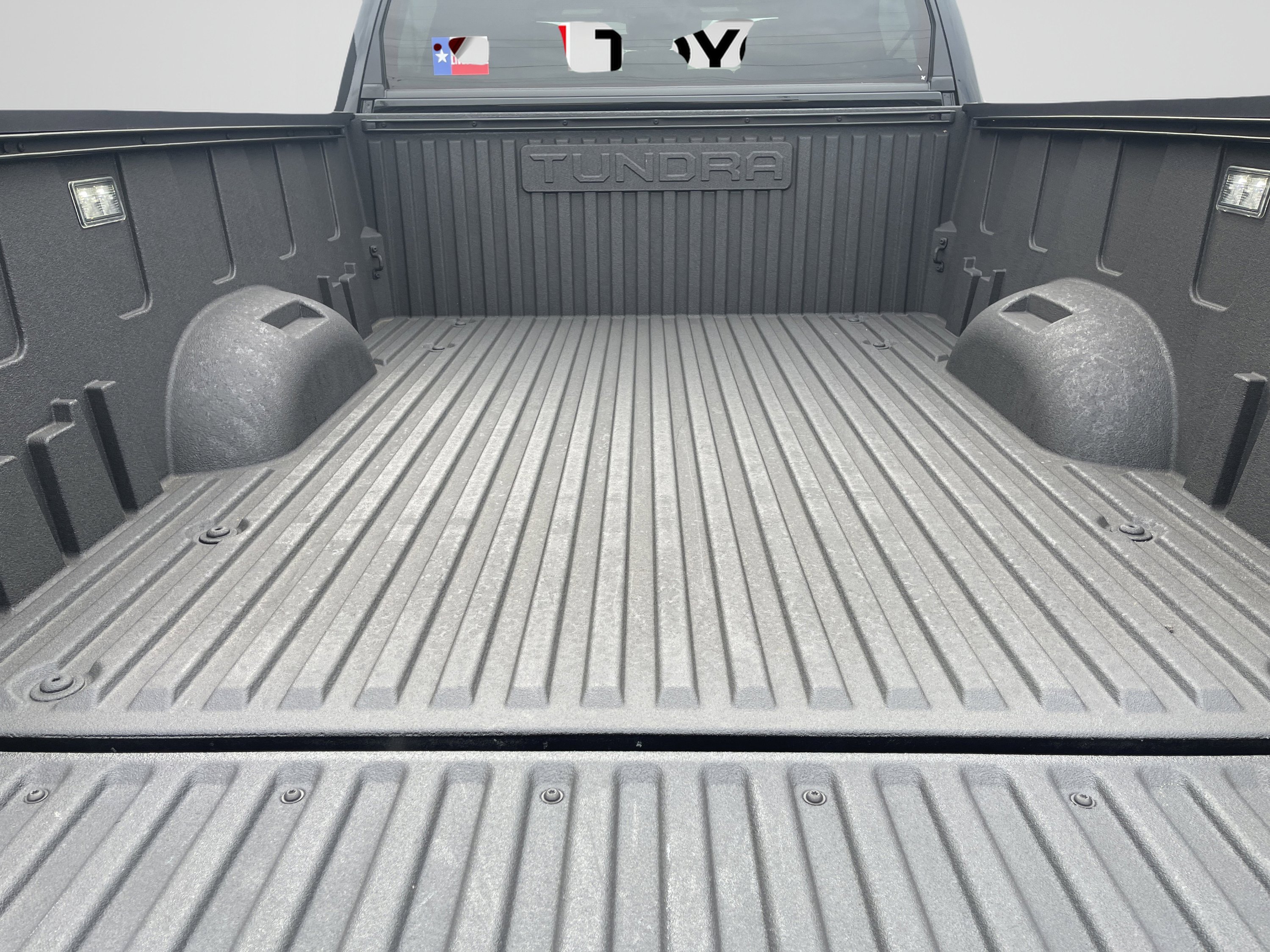 2024 Toyota Tundra Limited - Photo 9
