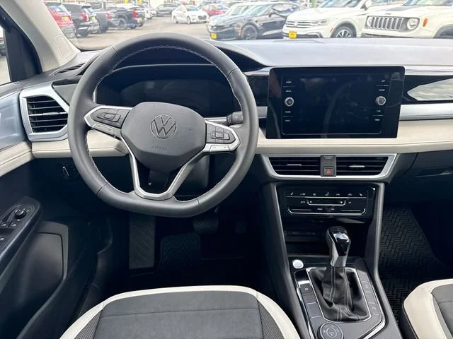 New 2026 Platinum Gray Metallic Volkswagen SE image 19