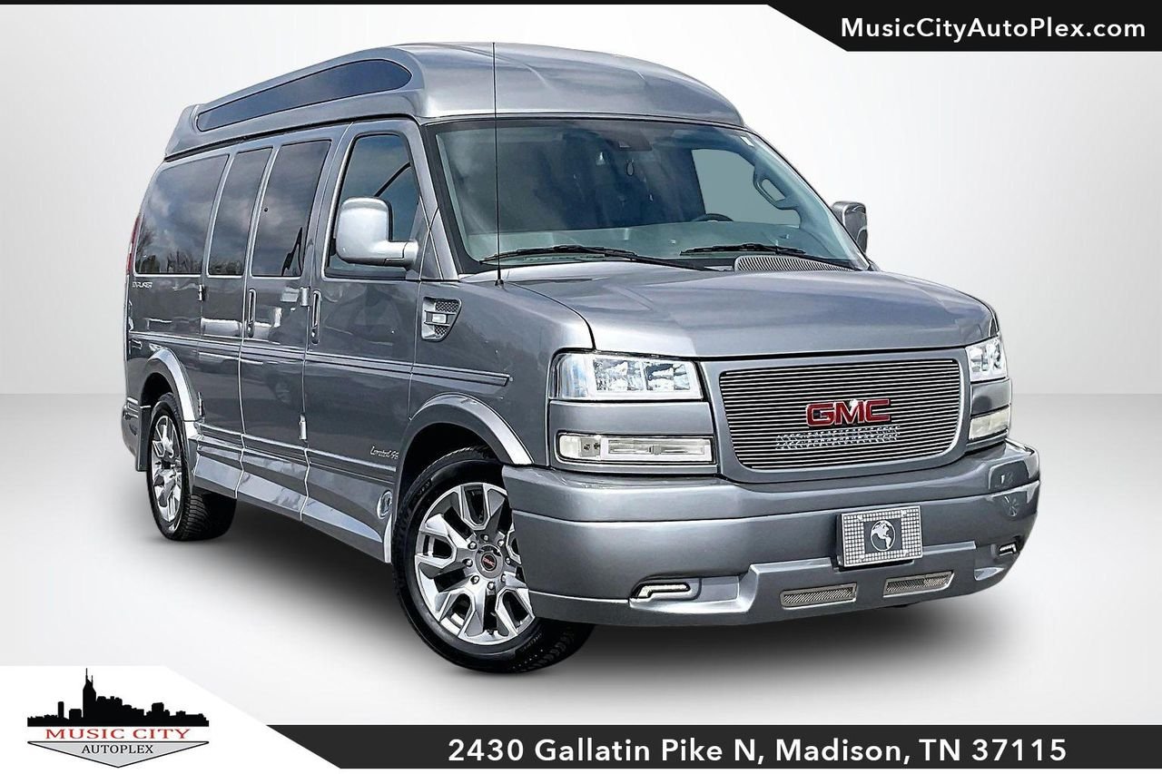 2024 GMC Savana 2500's photo