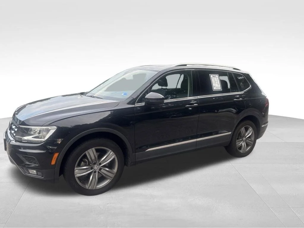 Used 2021 Black Volkswagen 2.0T SEL image 27