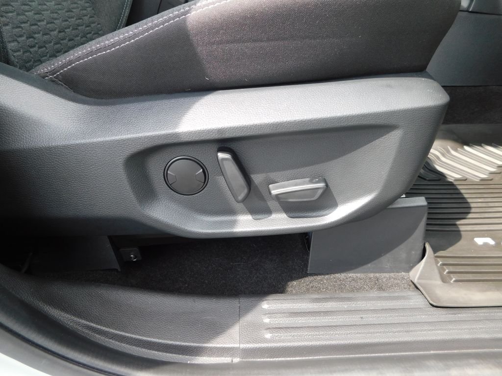 Used 2024 Cactus Ford XLT image 23