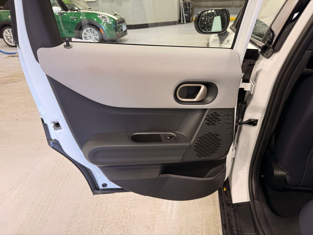 Used 2026 Nanuq White Metallic MINI  image 19