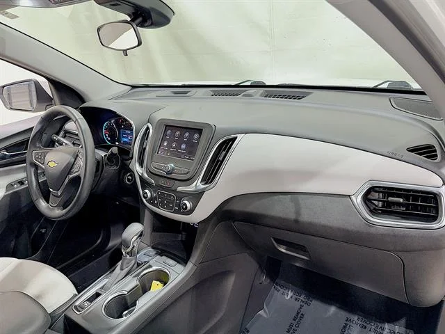Used 2023 Summit White Chevrolet LT image 26