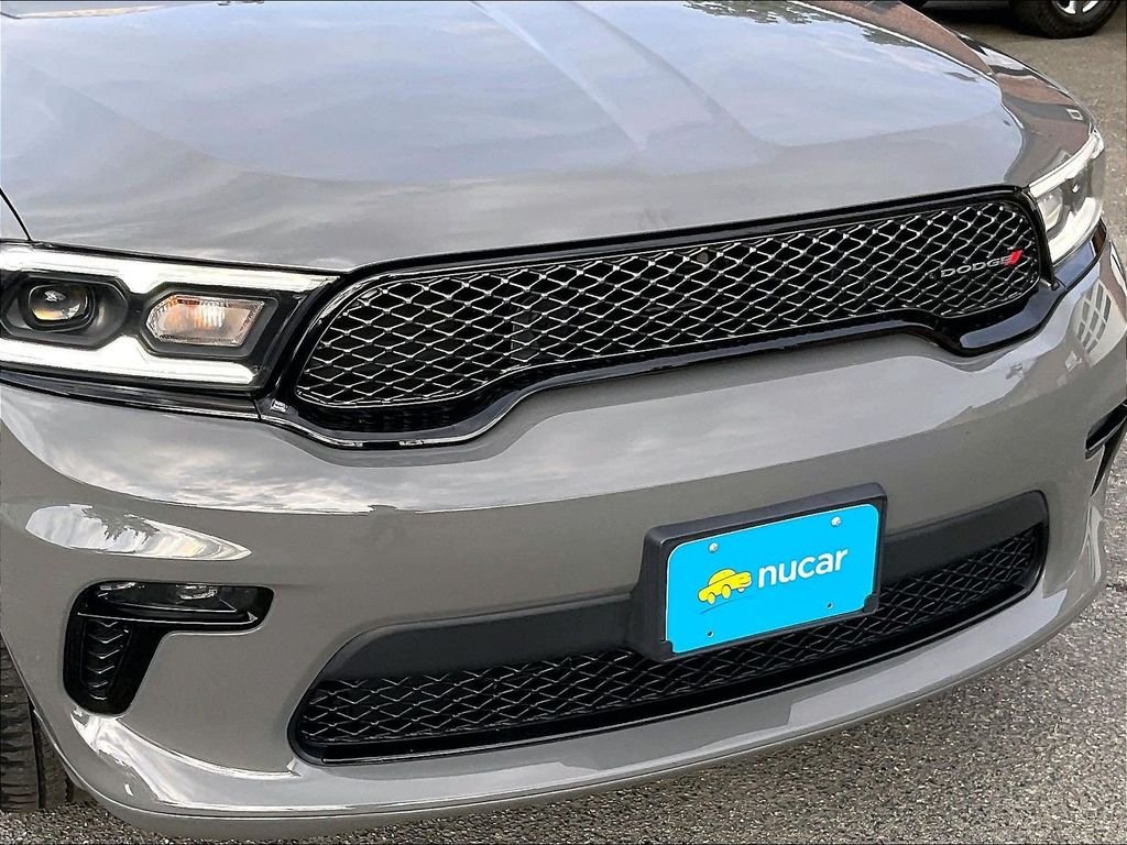 Used 2022 Gray Dodge SXT image 32