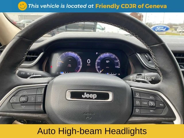 Used 2022 Gray Jeep Limited image 15