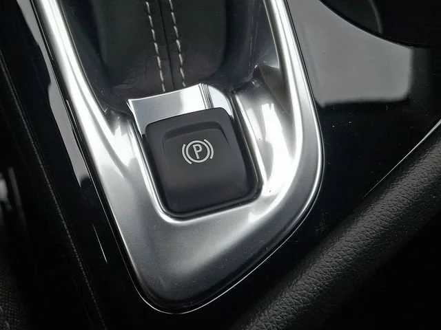 New 2026 Ebony Twilight Metallic Buick Preferred image 21