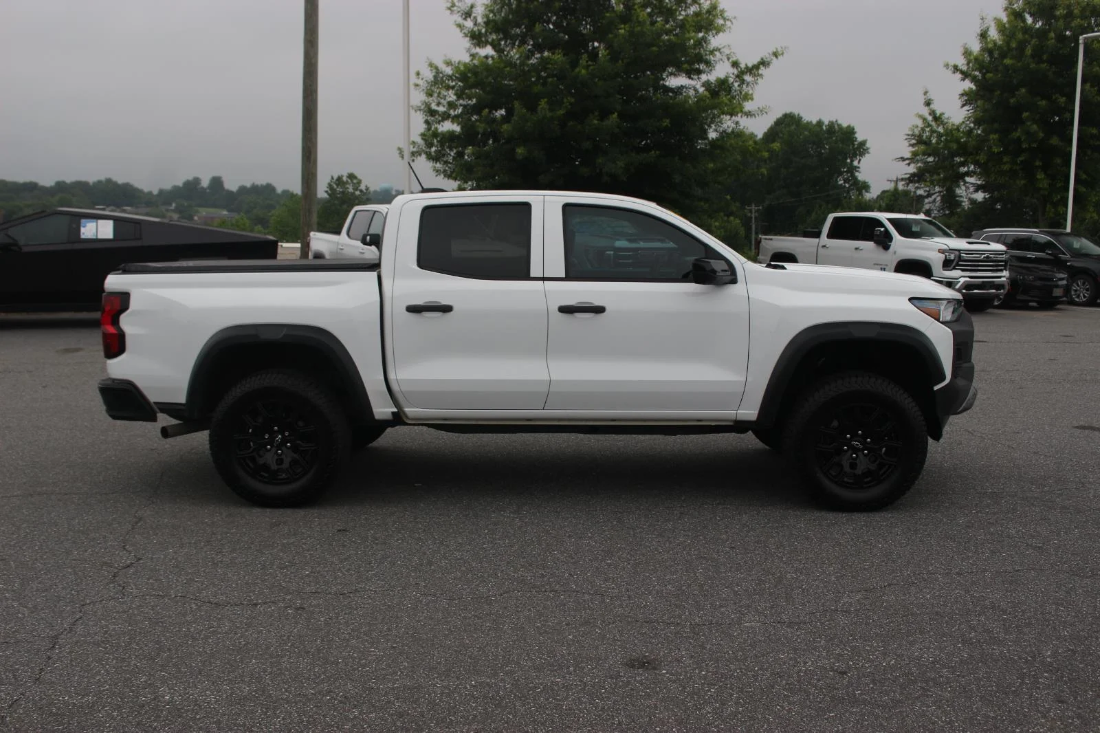 Used 2023 Summit White Chevrolet Trail Boss image 9