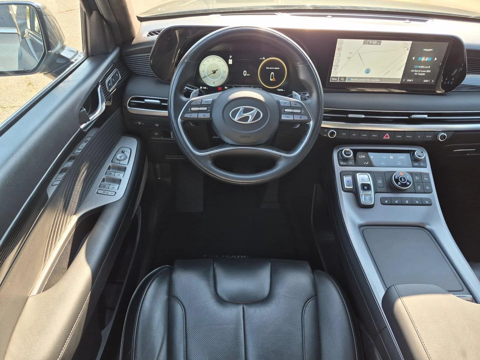 Used 2023 Robust Emerald Hyundai Calligraphy image 31