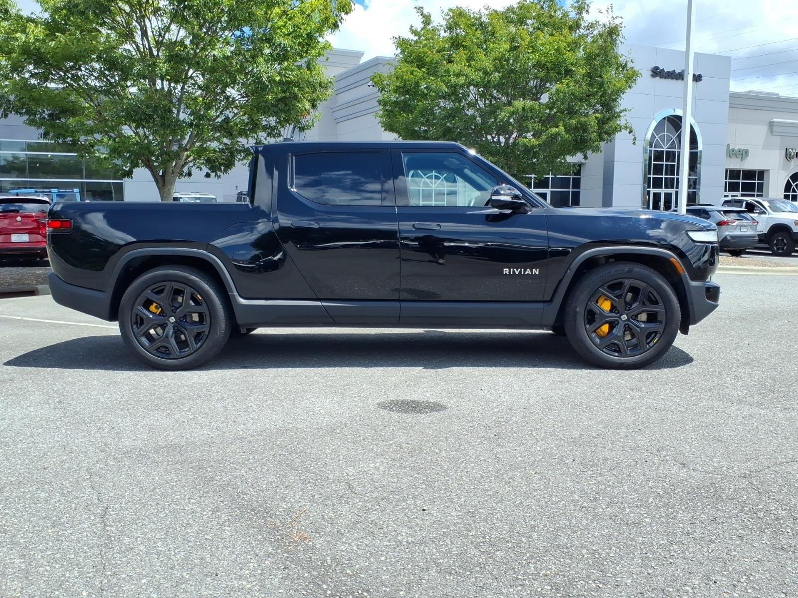 Used 2024 Midnight Rivian Adventure image 11
