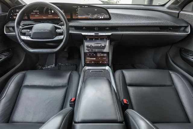 Used 2023 Infinite Black Metallic Lucid Pure image 6