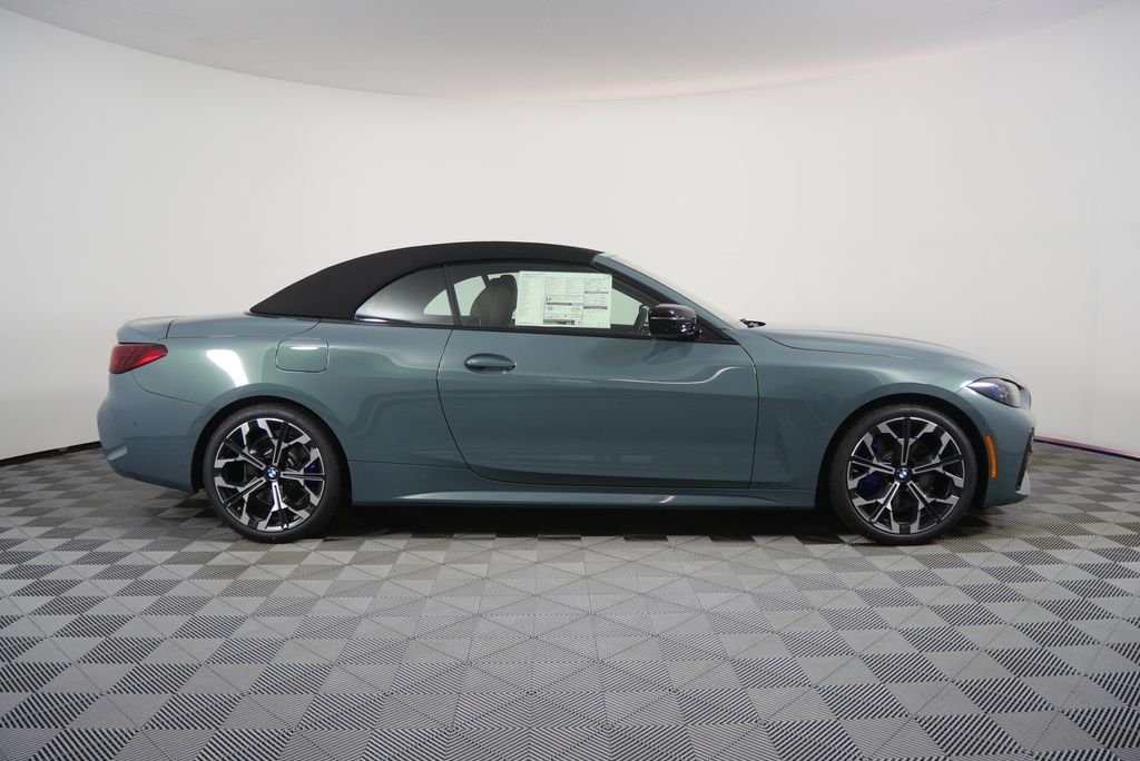 New 2027 Cape York Green Metallic BMW 430i image 2