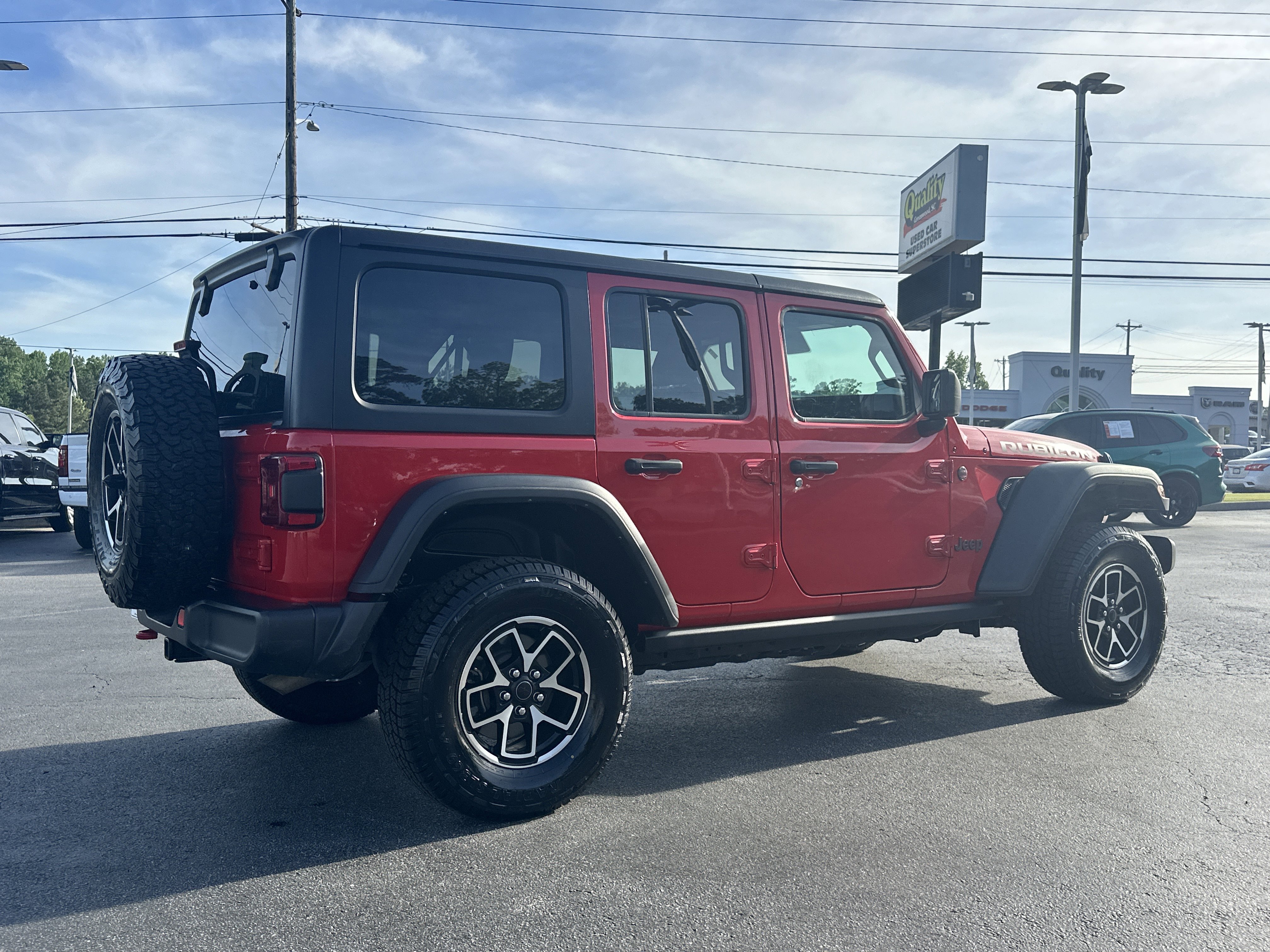Used 2024 Firecracker Red Clearcoat Jeep Rubicon image 8