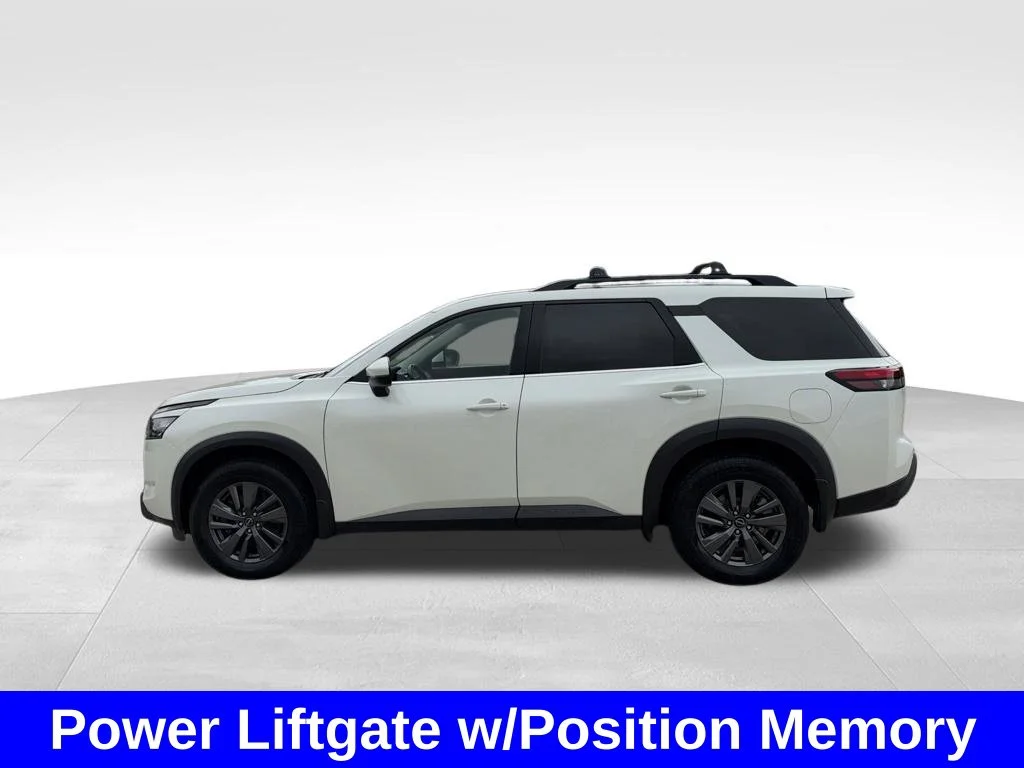 Used 2023 Pearl White Tri-Coat Nissan SV image 10