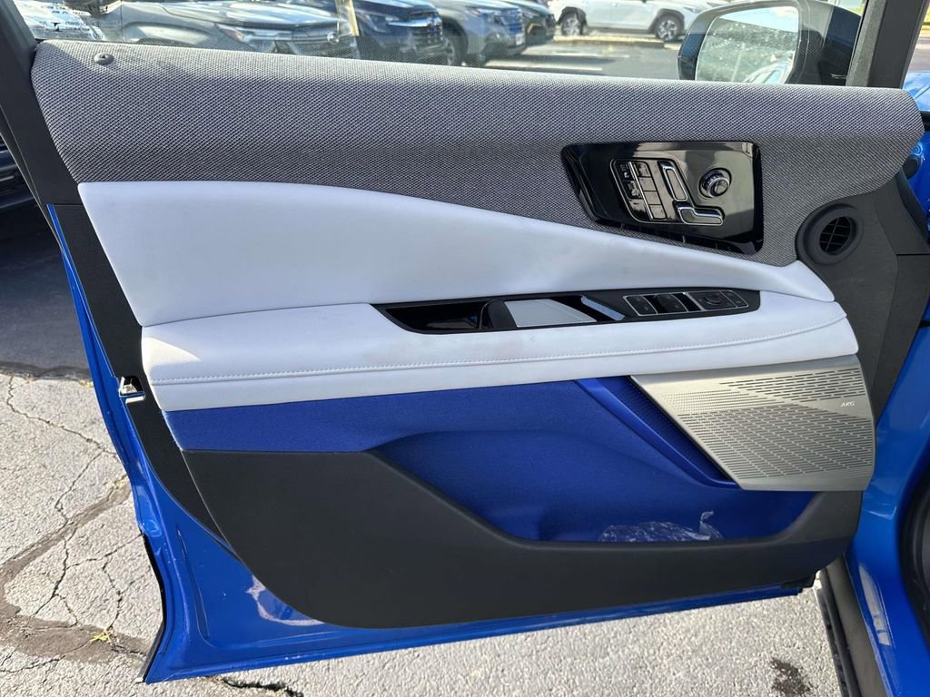 2025 Cadillac OPTIQ Luxury 1 - Photo 14